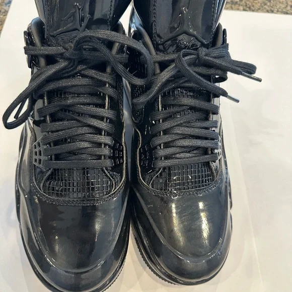 Jordan Athletic Shoes in Black and White